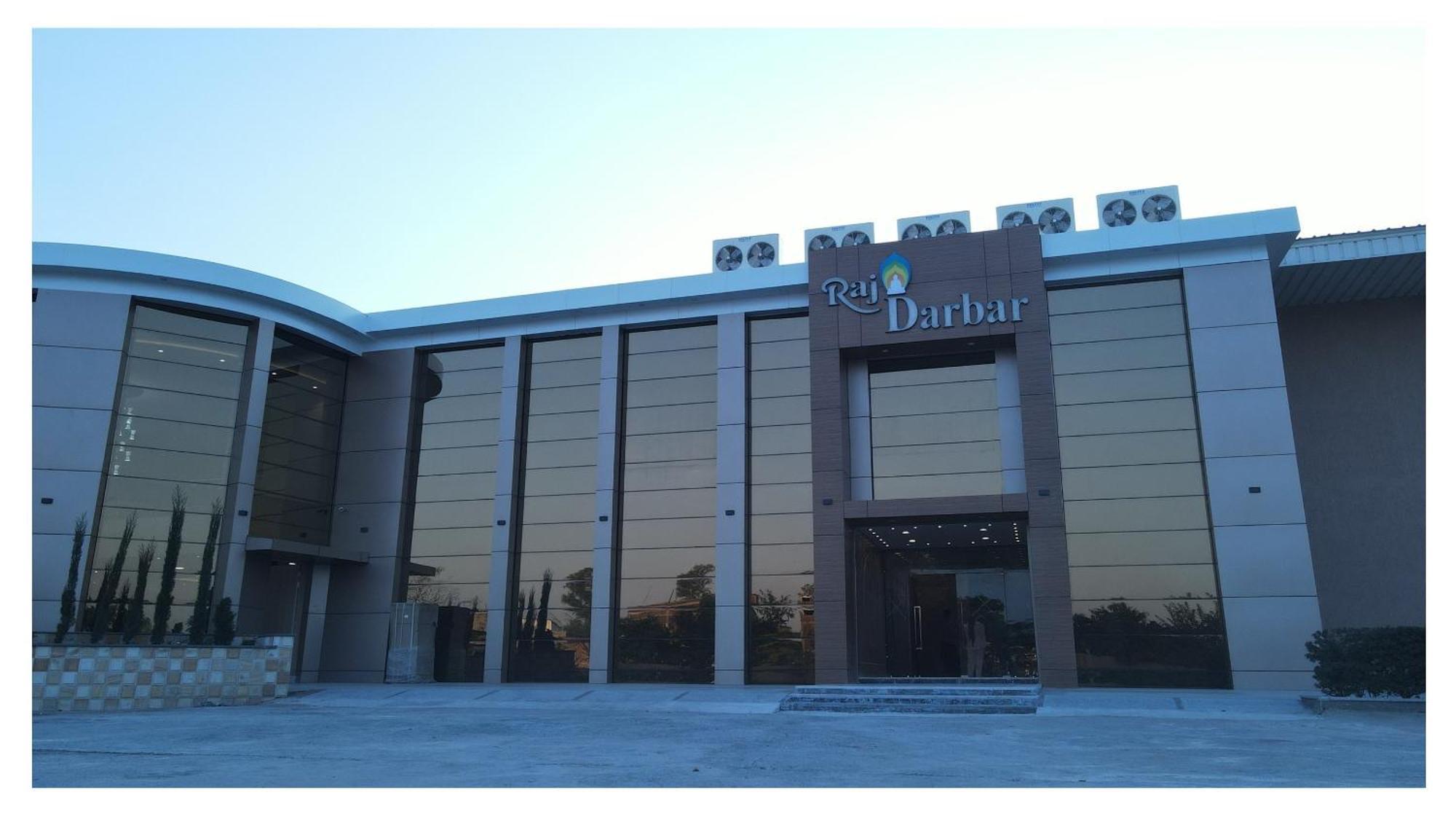 The Riverside Inn Vidisha Esterno foto